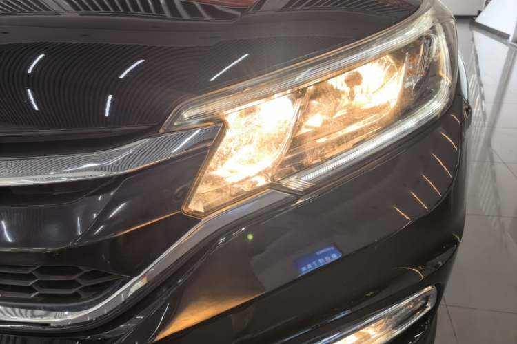 Used Honda CR-V 2016 2.0L two-wheel drive Urban Edition Left Front Headlight