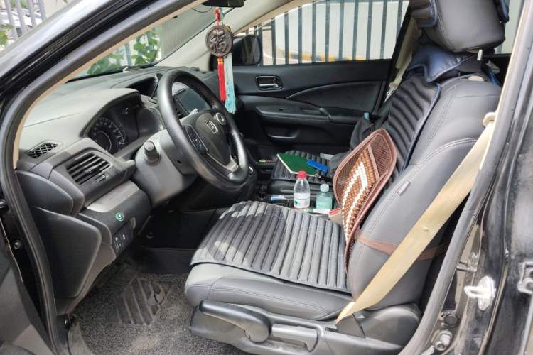 Used Honda CR-V 2016 2.0L Two-Wheel Drive Classic Edition Left Front Seat