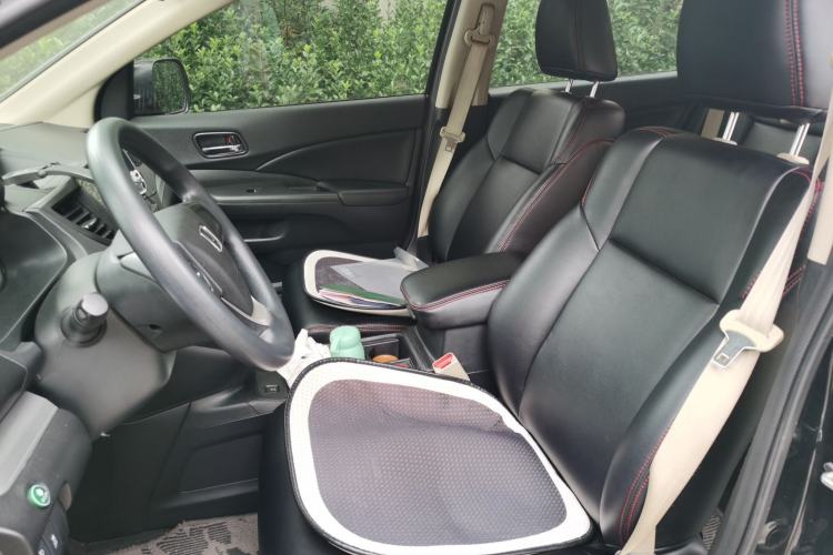 Used Honda CR-V 2016 2.0L two-wheel drive Urban Edition Left Front Seat