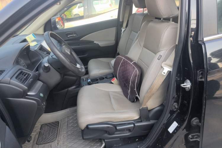 Used Honda CR-V 2016 2.0L Two-Wheel Drive Classic Edition Left Front Seat
