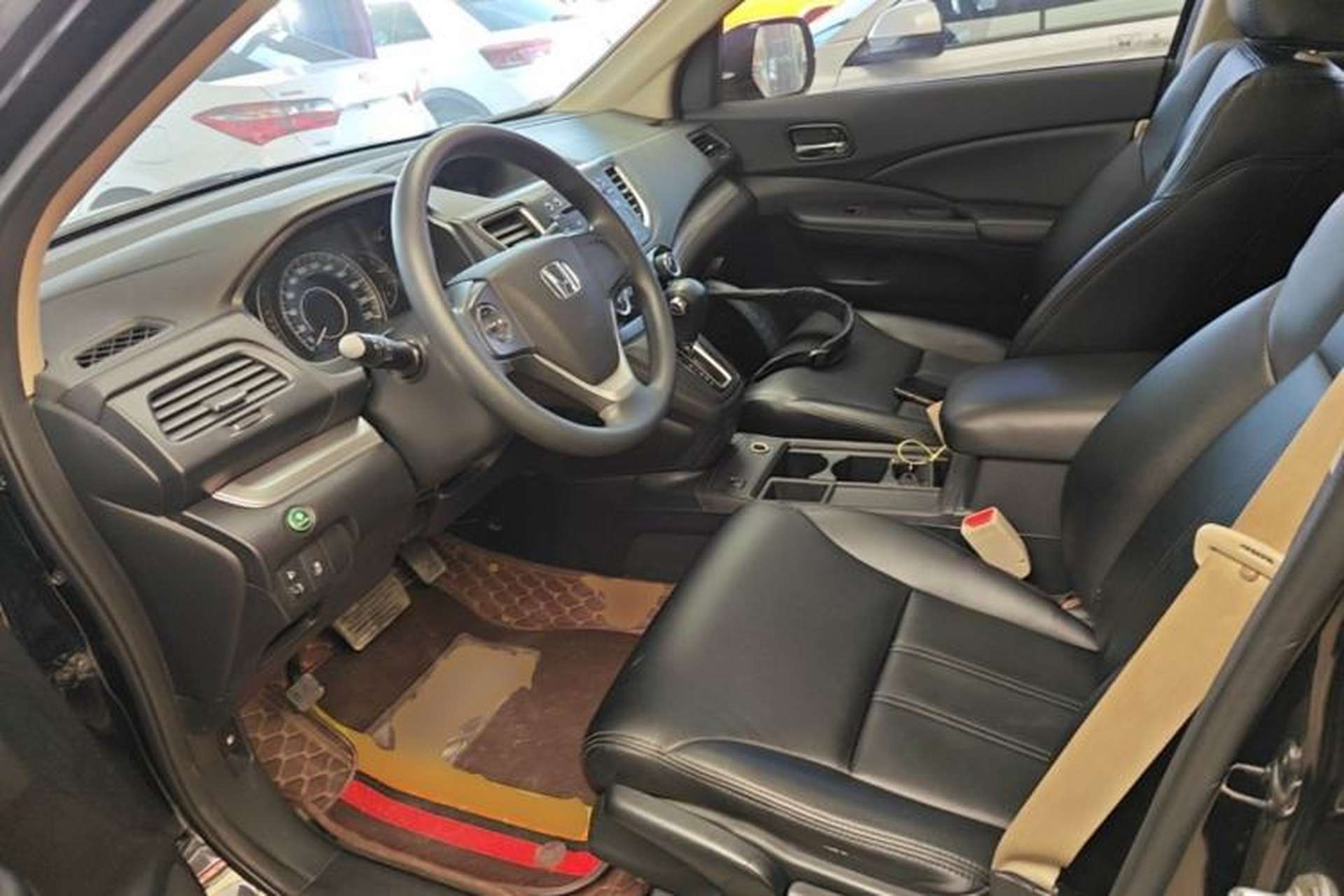 Used Honda CR-V 2016 2.0L two-wheel drive Urban Edition Left Front Seat