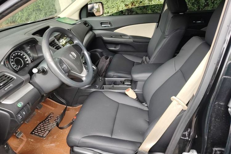Used Honda CR-V 2016 2.0L two-wheel drive Urban Edition Left Front Seat