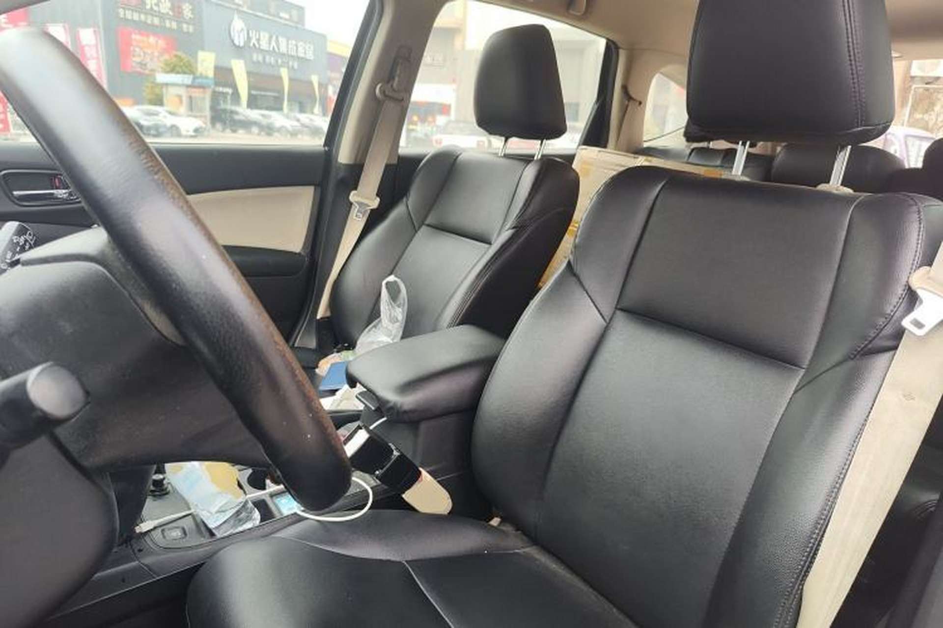 Used Honda CR-V 2016 2.0L Two-Wheel Drive Classic Edition Left Front Seat