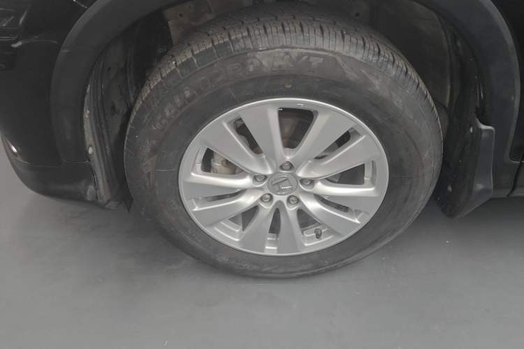 Used Honda CR-V 2016 2.0L Two-Wheel Drive Classic Edition Left Front Wheel Hub