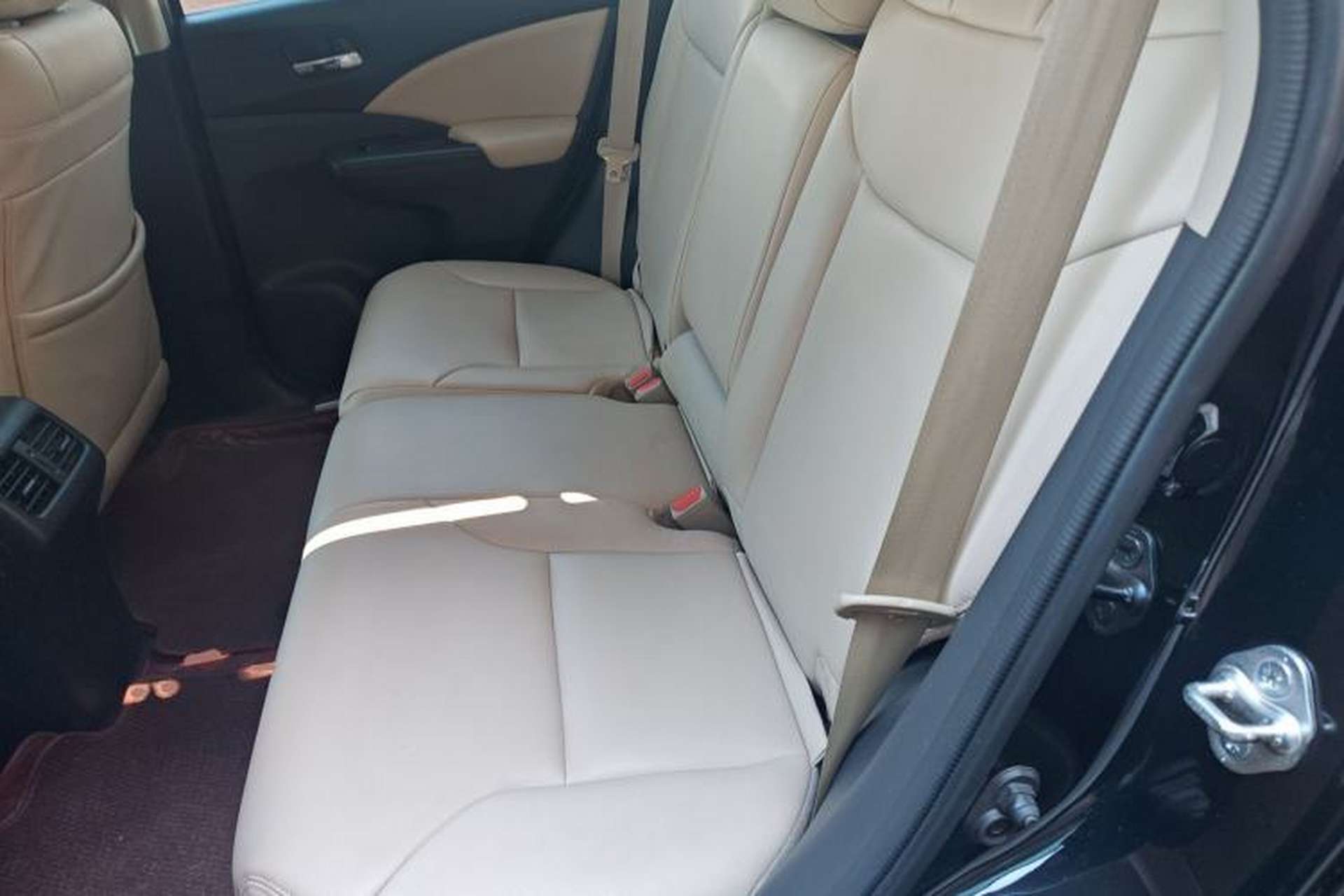 Used Honda CR-V 2016 2.0L Two-Wheel Drive Classic Edition Left Rear Seat