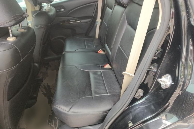 Used Honda CR-V 2016 2.0L two-wheel drive Urban Edition Left Rear Seat
