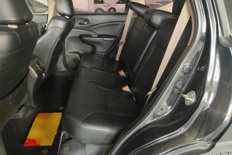 Used Honda CR-V 2016 2.0L two-wheel drive Urban Edition Left Rear Seat