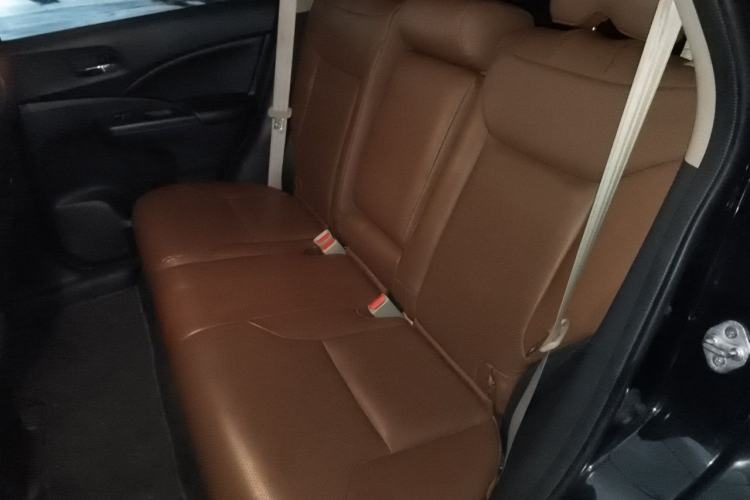 Used Honda CR-V 2016 2.0L two-wheel drive Urban Edition Left Rear Seat