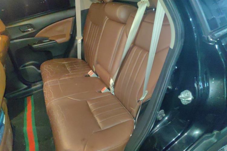 Used Honda CR-V 2016 2.0L two-wheel drive Urban Edition Left Rear Seat