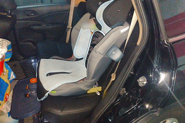Used Honda CR-V 2016 2.0L two-wheel drive Urban Edition Left Rear Seat