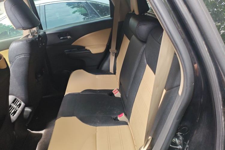 Used Honda CR-V 2016 2.0L two-wheel drive Urban Edition Left Rear Seat