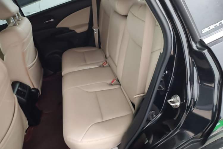 Used Honda CR-V 2016 2.0L Two-Wheel Drive Classic Edition Left Rear Seat