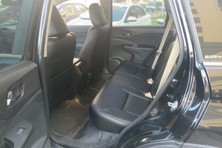 Used Honda CR-V 2016 2.0L Two-Wheel Drive Classic Edition Left Rear Seat