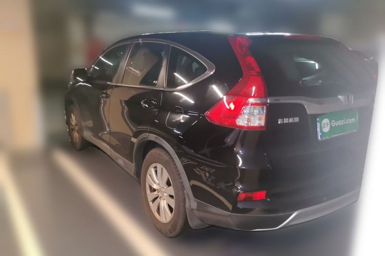 Used Honda CR-V 2016 2.0L two-wheel drive Urban Edition Rear Left 45 Deg