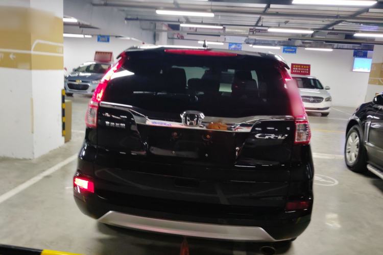 Used Honda CR-V 2016 2.0L Two-Wheel Drive Classic Edition Rear