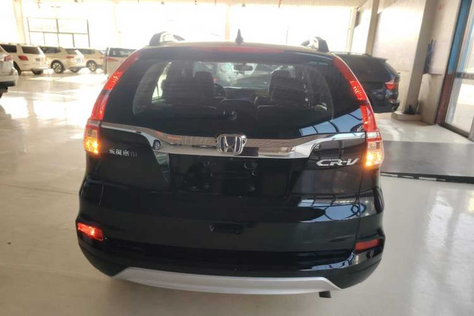 Used Honda CR-V 2016 2.0L two-wheel drive Urban Edition Rear