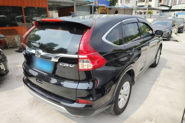 Used Honda CR-V 2016 2.0L Two-Wheel Drive Classic Edition Rear Right 45 Deg