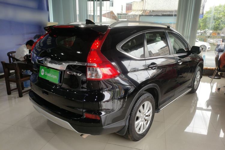 Used Honda CR-V 2016 2.0L two-wheel drive Urban Edition Rear Right 45 Deg