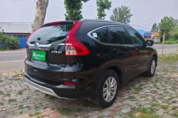 Used Honda CR-V 2016 2.0L Two-Wheel Drive Classic Edition Rear Right 45 Deg
