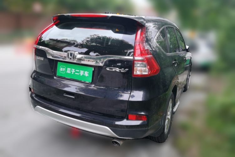 Used Honda CR-V 2016 2.0L two-wheel drive Urban Edition Rear Right 45 Deg