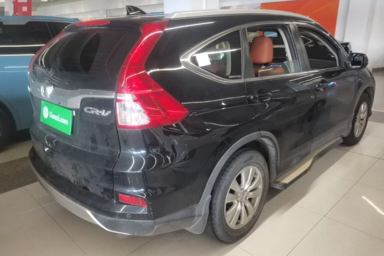 Used Honda CR-V 2016 2.0L Two-Wheel Drive Classic Edition Rear Right 45 Deg