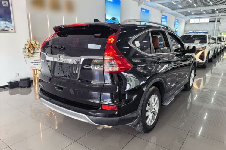 Used Honda CR-V 2016 2.0L two-wheel drive Urban Edition Rear Right 45 Deg