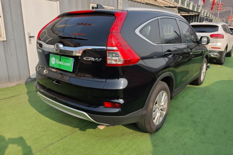 Used Honda CR-V 2016 2.0L two-wheel drive Urban Edition Rear Right 45 Deg