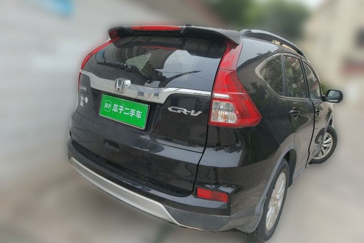 Used Honda CR-V 2016 2.0L Two-Wheel Drive Classic Edition Rear Right 45 Deg