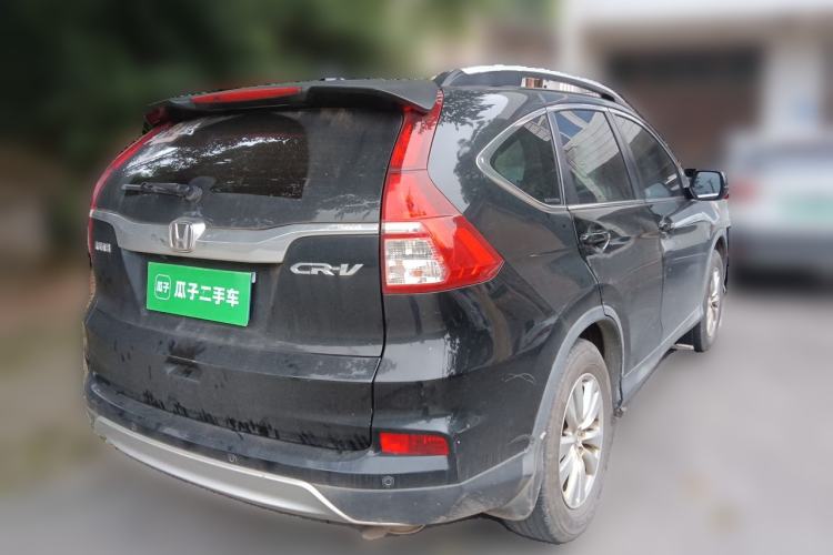 Used Honda CR-V 2016 2.0L two-wheel drive Urban Edition Rear Right 45 Deg