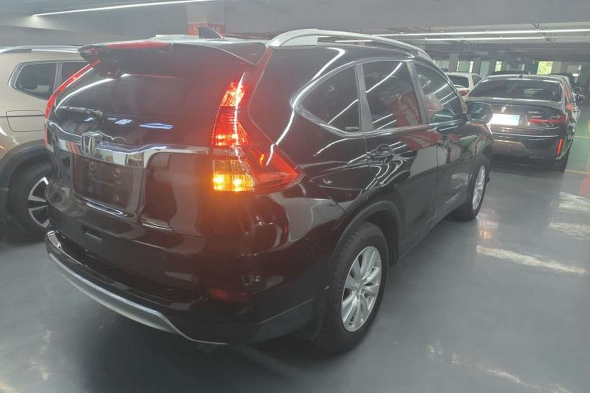 Used Honda CR-V 2016 2.0L Two-Wheel Drive Classic Edition Rear Right 45 Deg