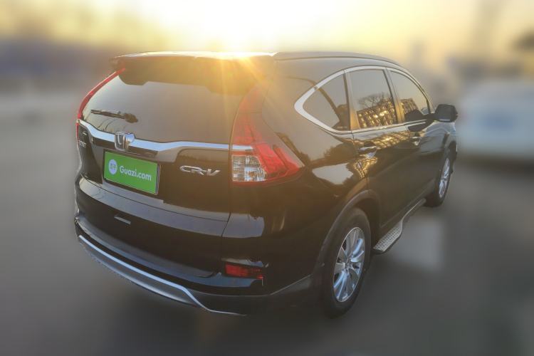 Used Honda CR-V 2016 2.0L two-wheel drive Urban Edition Rear Right 45 Deg