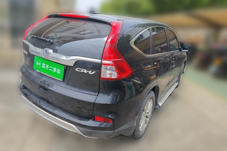 Used Honda CR-V 2016 2.0L two-wheel drive Urban Edition Rear Right 45 Deg