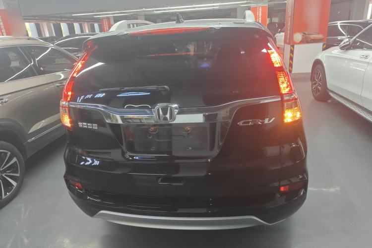 Used Honda CR-V 2016 2.0L Two-Wheel Drive Classic Edition Rear