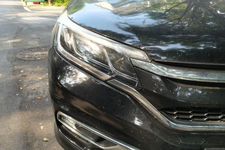 Used Honda CR-V 2016 2.0L two-wheel drive Urban Edition Right Front Headlight