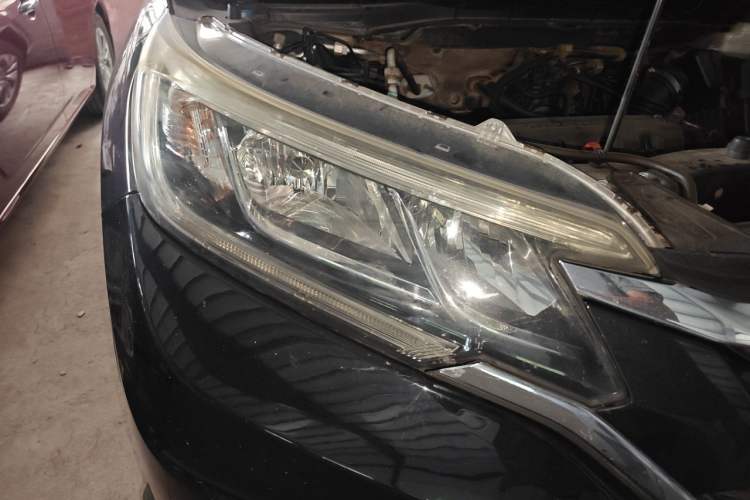 Used Honda CR-V 2016 2.0L two-wheel drive Urban Edition Right Front Headlight