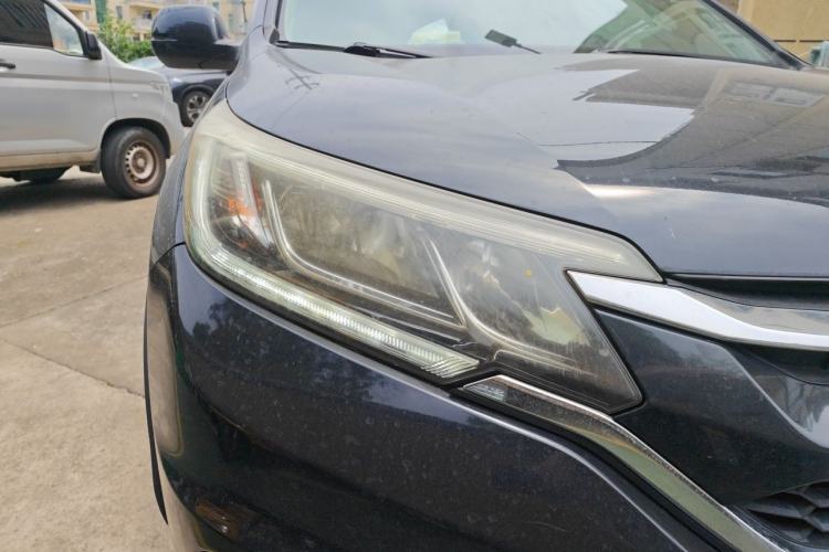 Used Honda CR-V 2016 2.0L two-wheel drive Urban Edition Right Front Headlight
