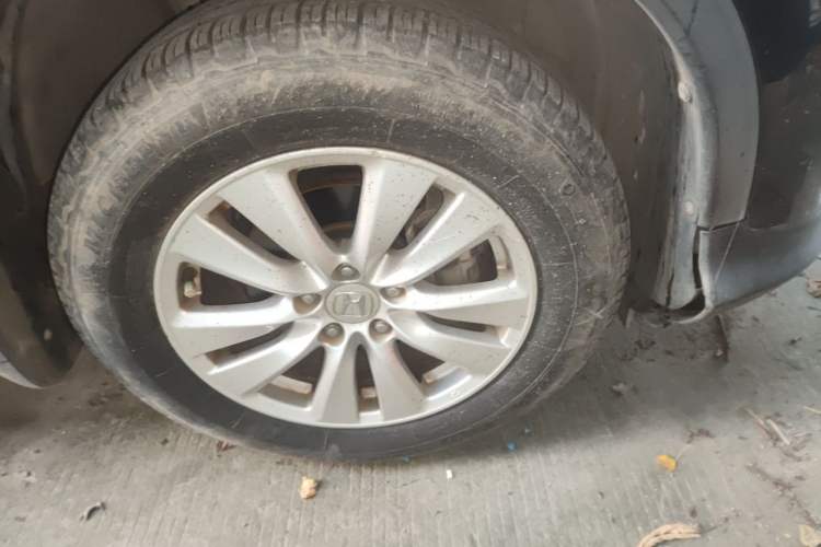 Used Honda CR-V 2016 2.0L two-wheel drive Urban Edition Right Front Wheel Hub