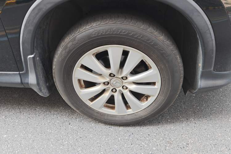 Used Honda CR-V 2016 2.0L two-wheel drive Urban Edition Right Front Wheel Hub