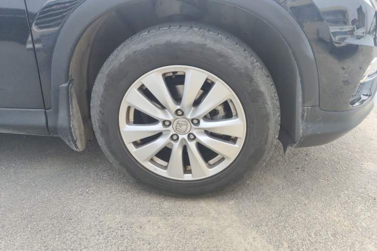Used Honda CR-V 2016 2.0L two-wheel drive Urban Edition Right Front Wheel Hub