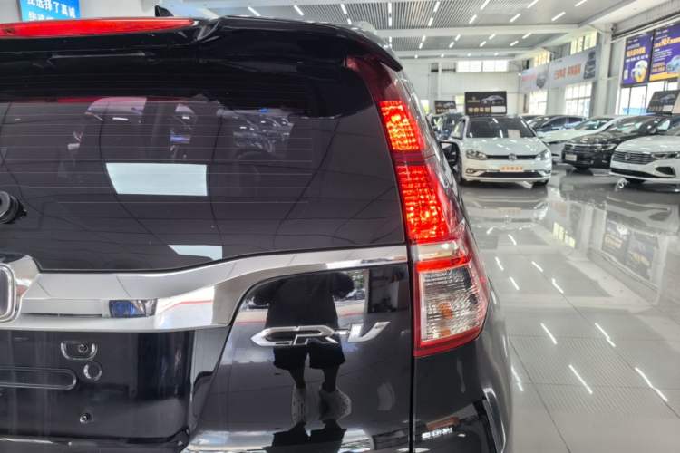 Used Honda CR-V 2016 2.0L two-wheel drive Urban Edition Right Rear Taillight