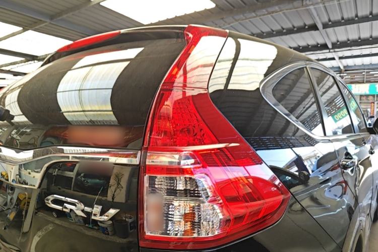 Used Honda CR-V 2016 2.0L two-wheel drive Urban Edition Right Rear Taillight
