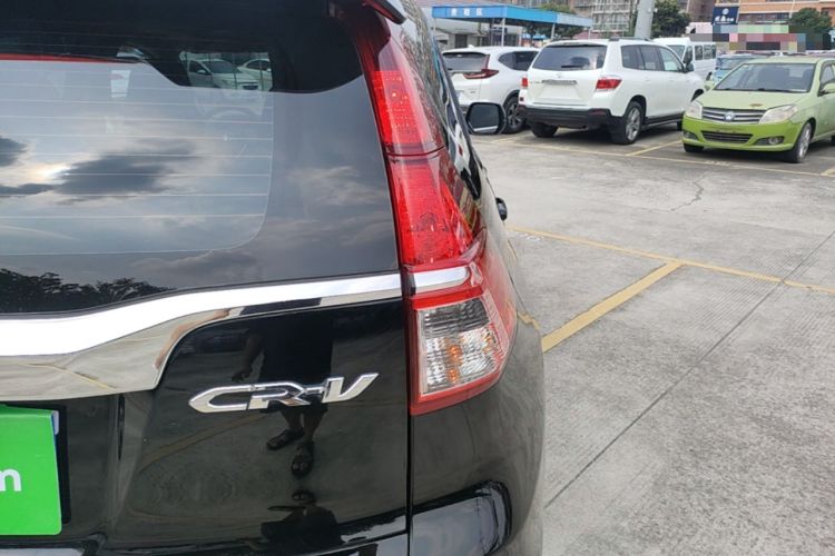 Used Honda CR-V 2016 2.0L two-wheel drive Urban Edition Right Rear Taillight