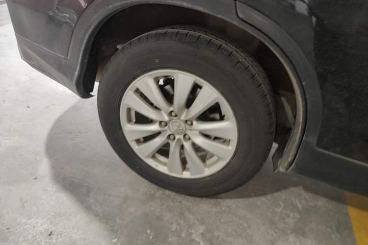 Used Honda CR-V 2016 2.0L two-wheel drive Urban Edition Right Rear Wheel Hub