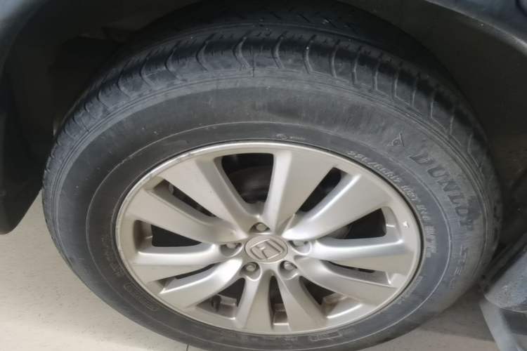 Used Honda CR-V 2016 2.0L Two-Wheel Drive Classic Edition Right Rear Wheel Hub