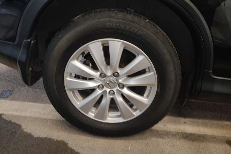Used Honda CR-V 2016 2.0L two-wheel drive Urban Edition Right Rear Wheel Hub