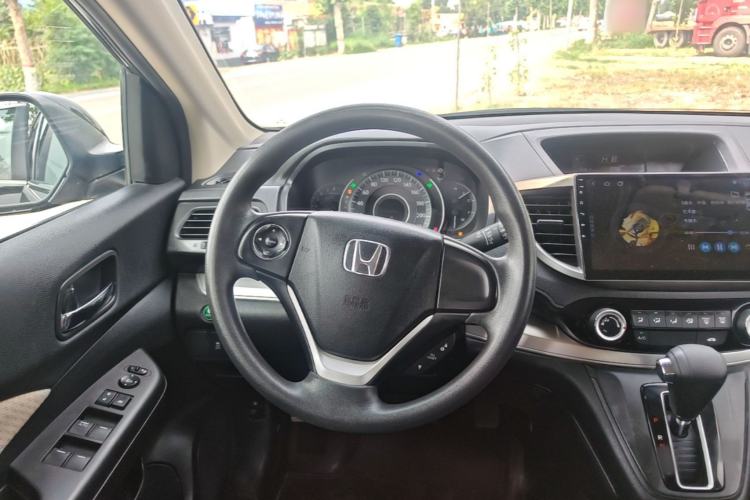 Used Honda CR-V 2016 2.0L Two-Wheel Drive Classic Edition Steering Wheel