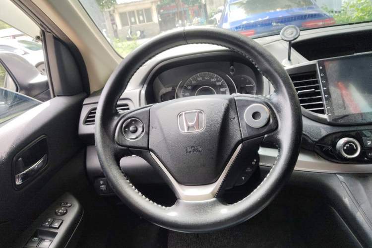 Used Honda CR-V 2016 2.0L Two-Wheel Drive Classic Edition Steering Wheel