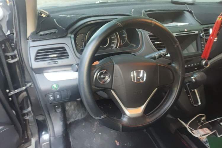 Used Honda CR-V 2016 2.0L two-wheel drive Urban Edition Steering Wheel