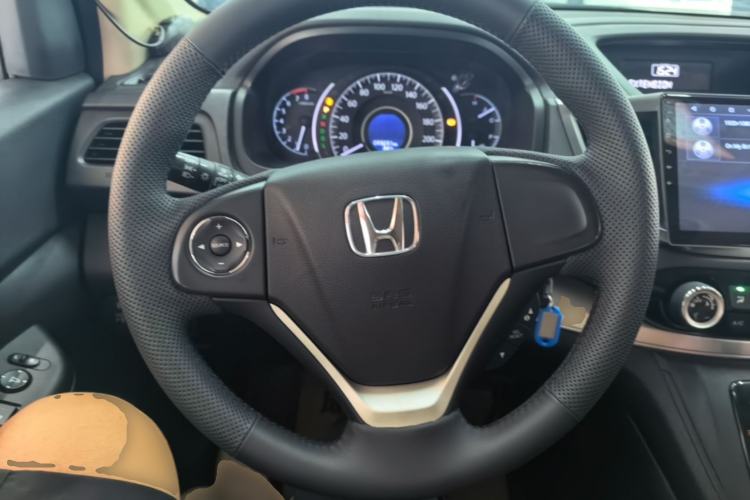 Used Honda CR-V 2016 2.0L two-wheel drive Urban Edition Steering Wheel