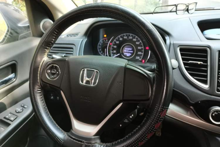Used Honda CR-V 2016 2.0L two-wheel drive Urban Edition Steering Wheel